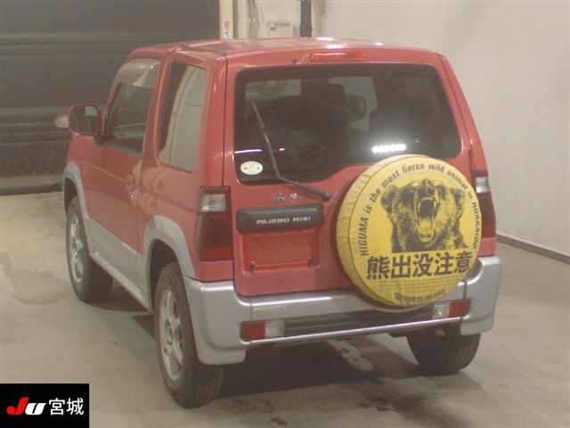 MITSUBISHI PAJERO MINI