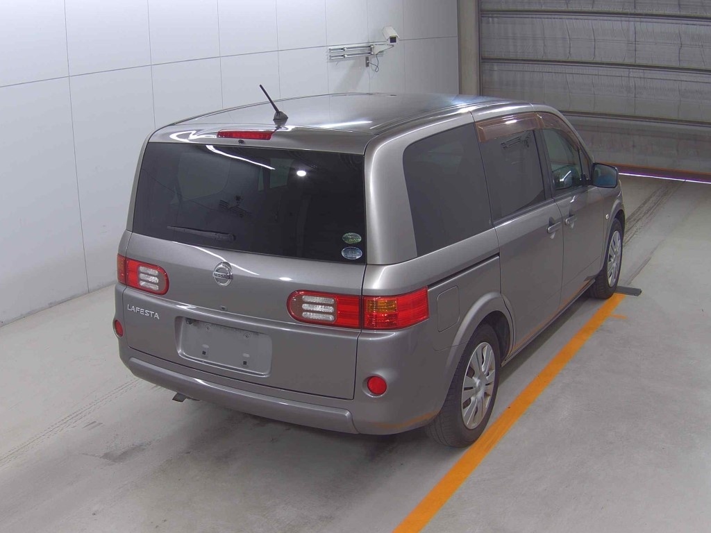NISSAN LAFESTA