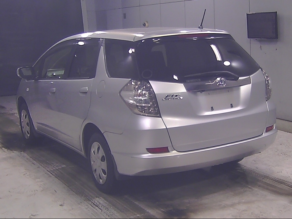 HONDA FIT SHUTTLE