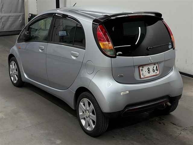 MITSUBISHI I