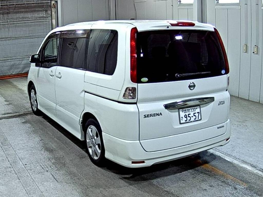 NISSAN SERENA