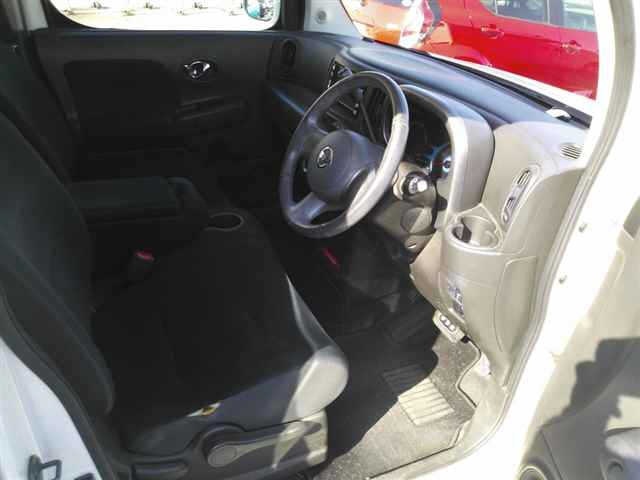 NISSAN CUBE