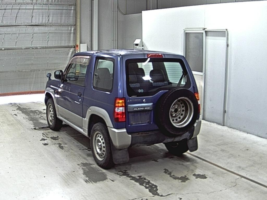 MITSUBISHI PAJERO MINI
