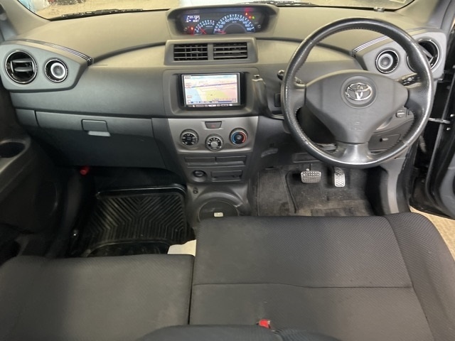 TOYOTA BB