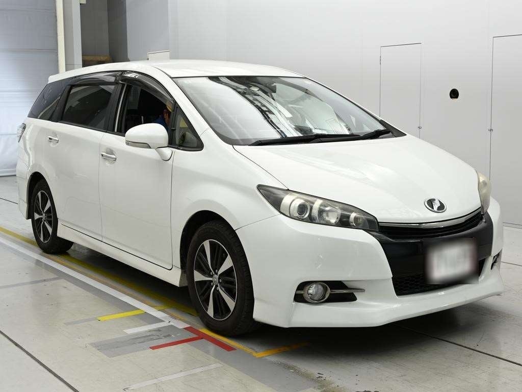 TOYOTA WISH