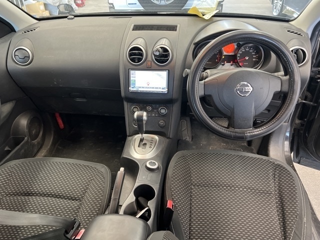 NISSAN DUALIS