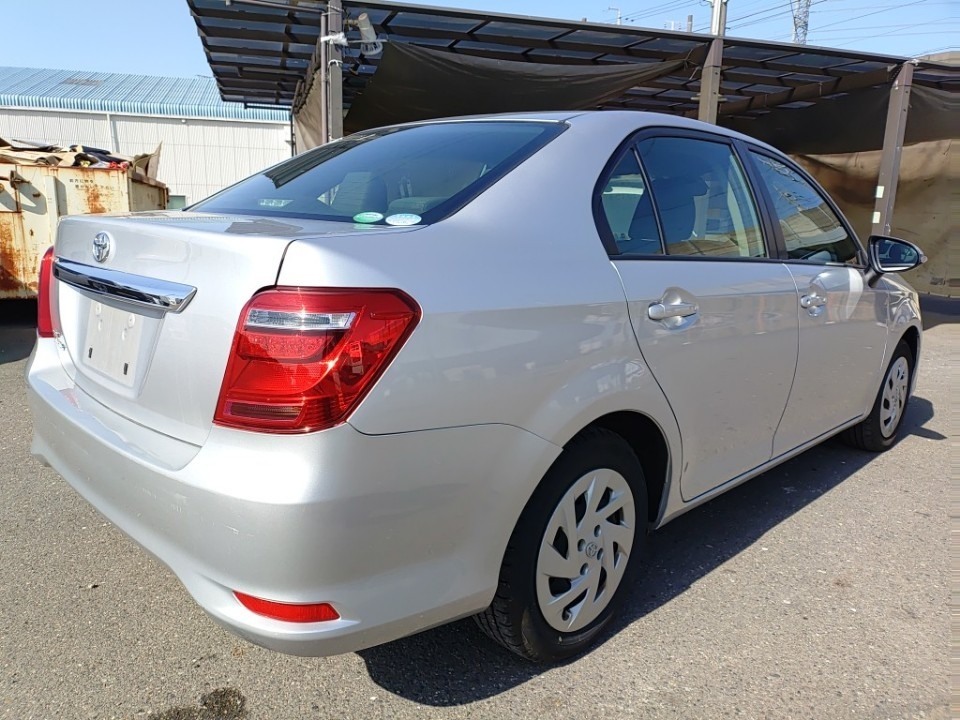 TOYOTA COROLLA AXIO
