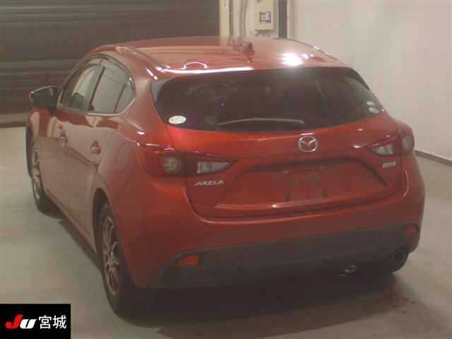 MAZDA AXELA