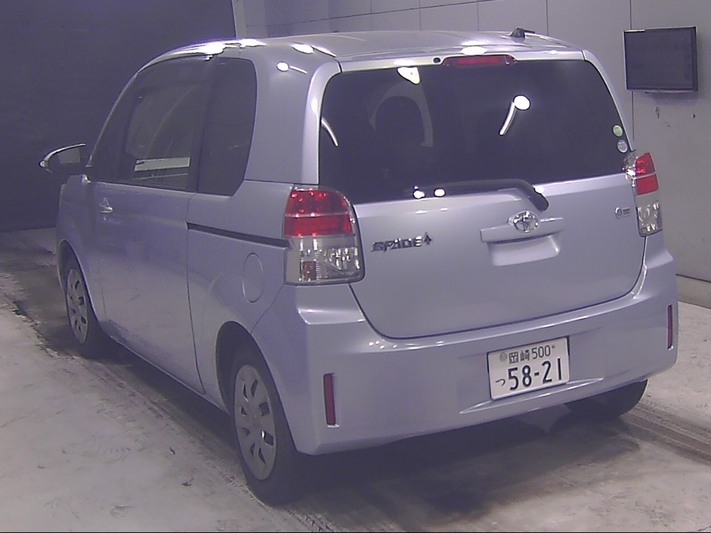 TOYOTA SPADE
