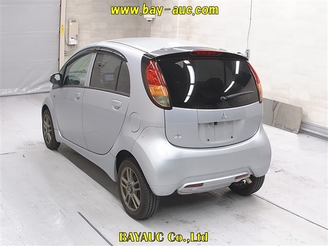 MITSUBISHI I
