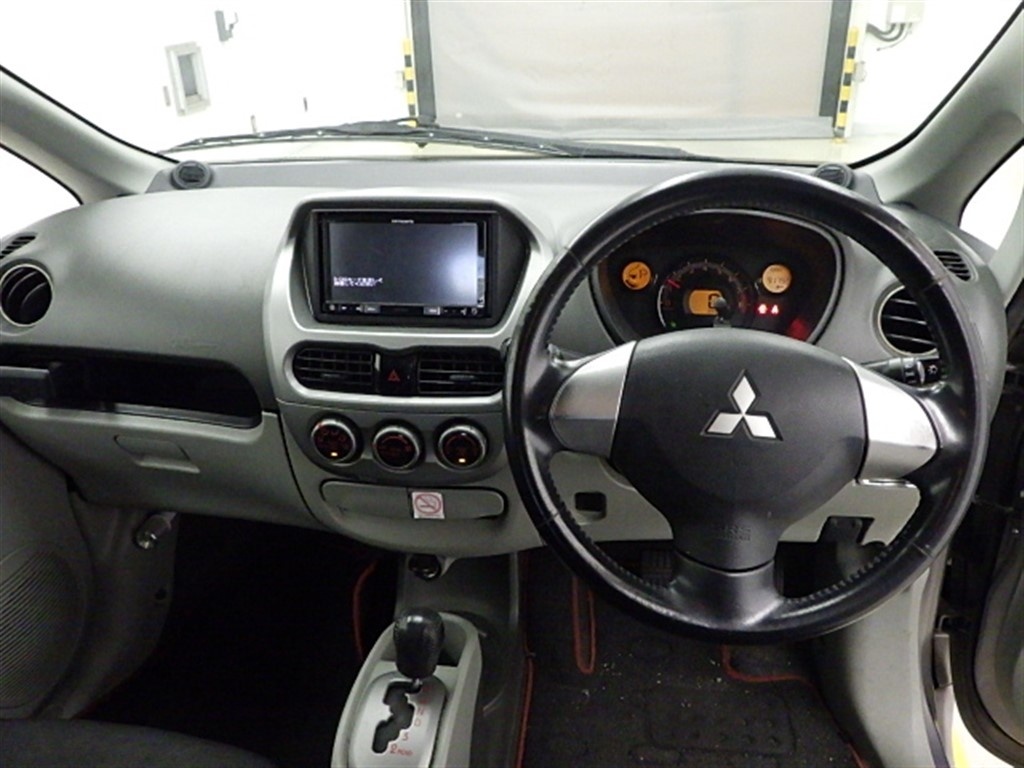 MITSUBISHI I