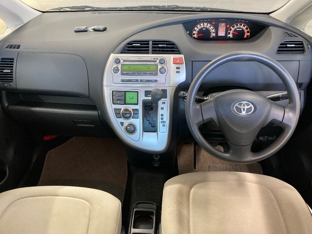 TOYOTA RACTIS