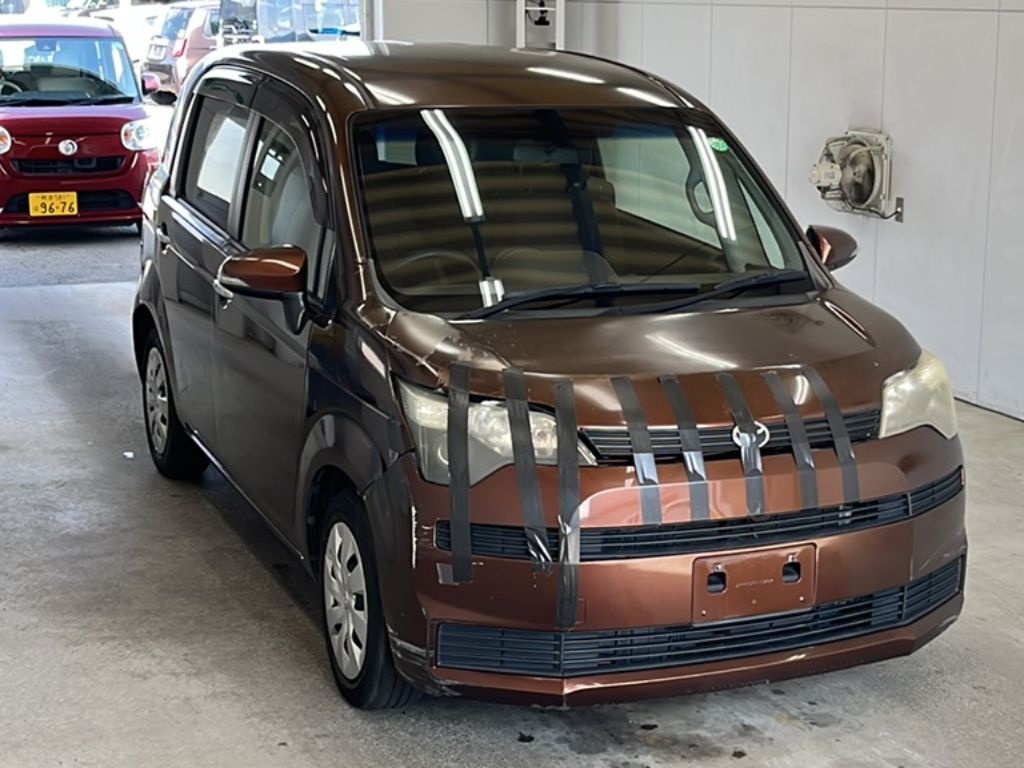 TOYOTA SPADE