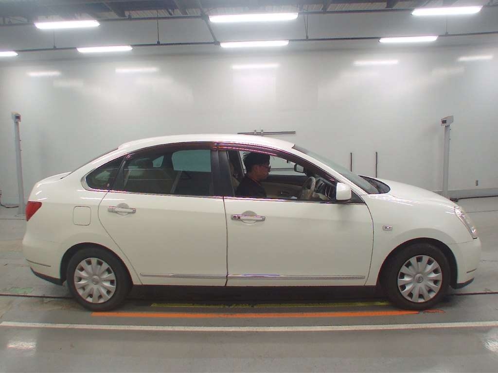 NISSAN BLUEBIRD SYLPHY