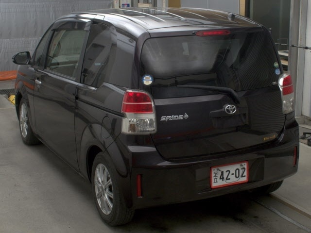 TOYOTA SPADE