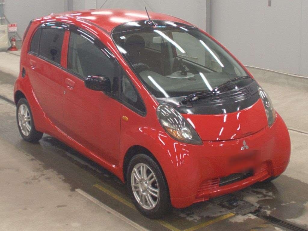 MITSUBISHI I