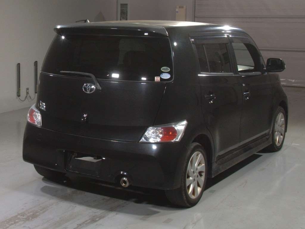 TOYOTA BB