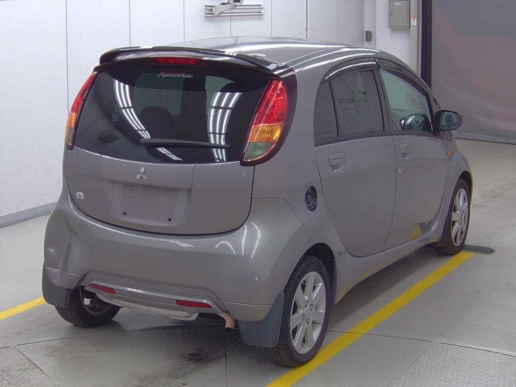 MITSUBISHI I