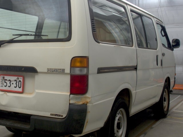 TOYOTA REGIUS ACE