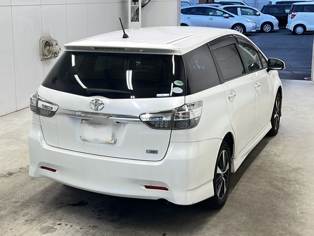 TOYOTA WISH