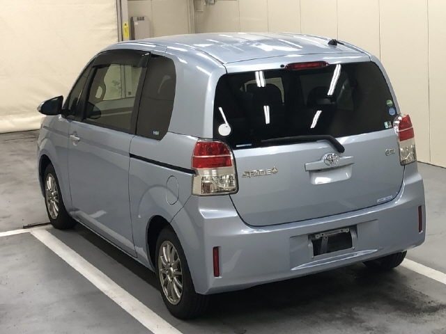 TOYOTA SPADE