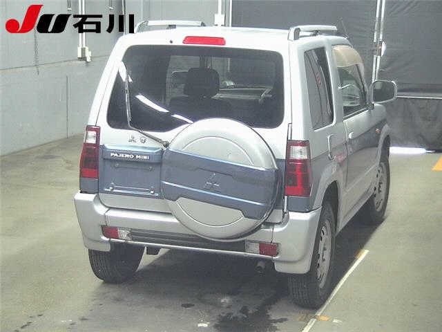 MITSUBISHI PAJERO MINI