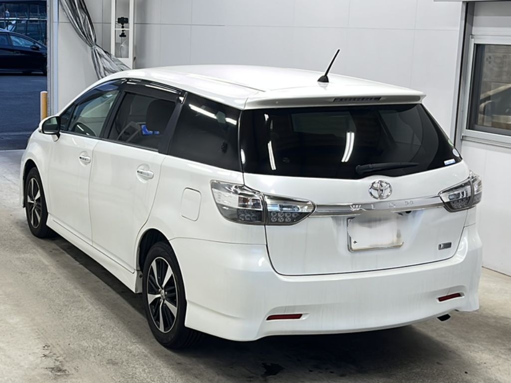 TOYOTA WISH