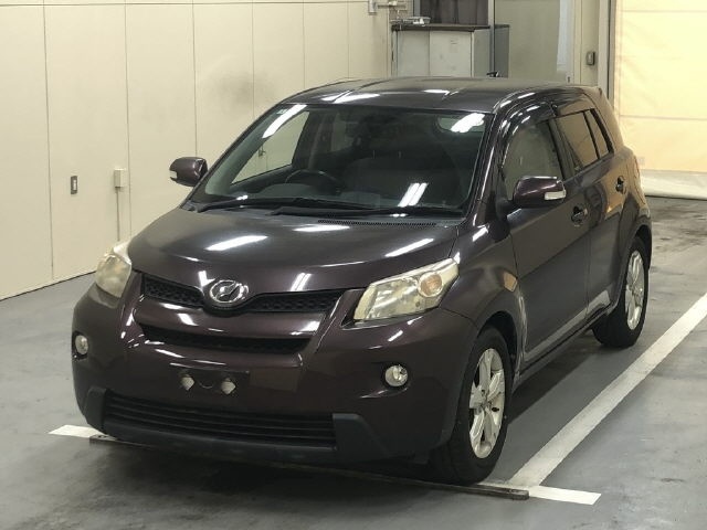 TOYOTA IST