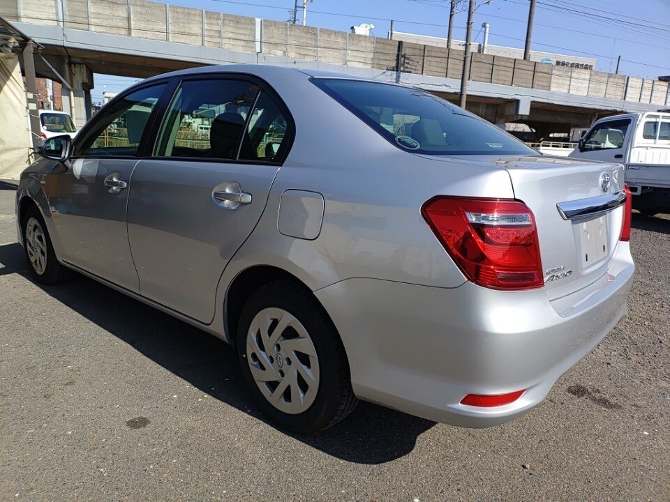 TOYOTA COROLLA AXIO