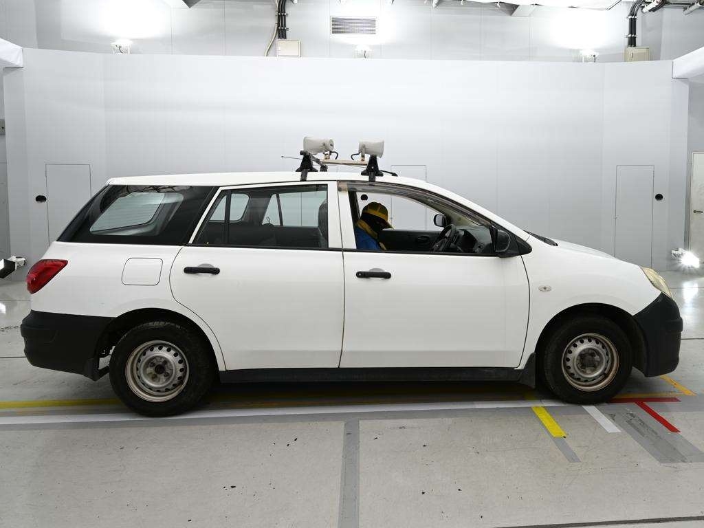 NISSAN AD