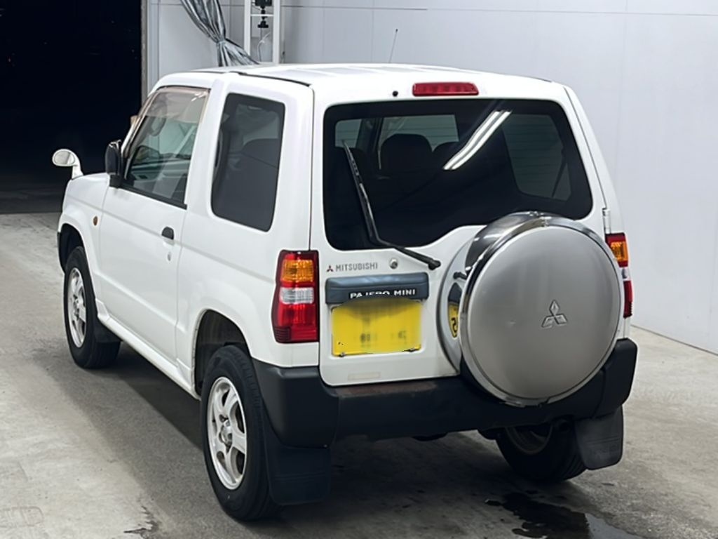 MITSUBISHI PAJERO MINI