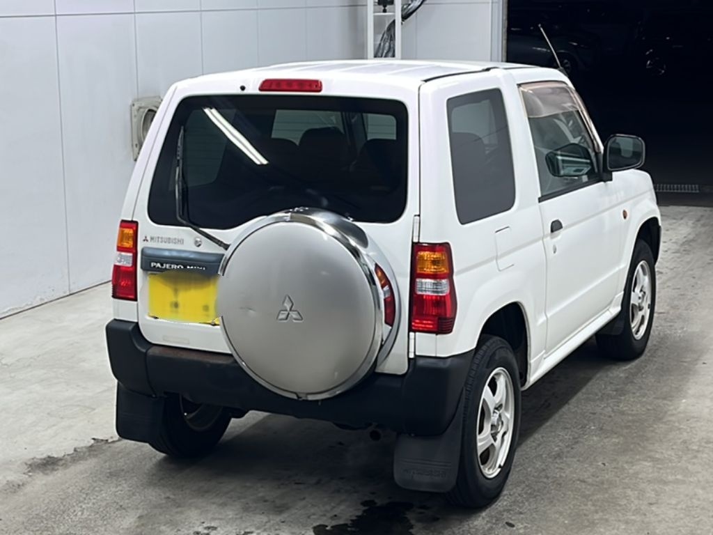 MITSUBISHI PAJERO MINI