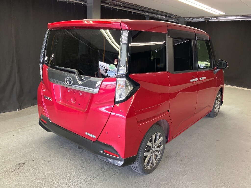TOYOTA TANK