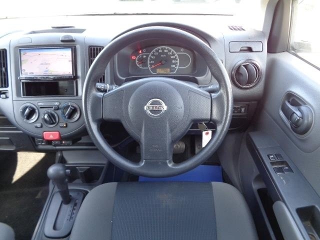 NISSAN AD