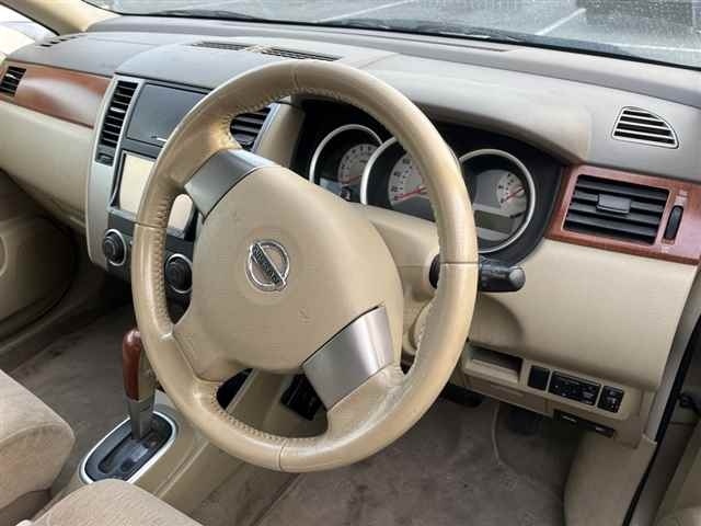 NISSAN TIIDA LATIO