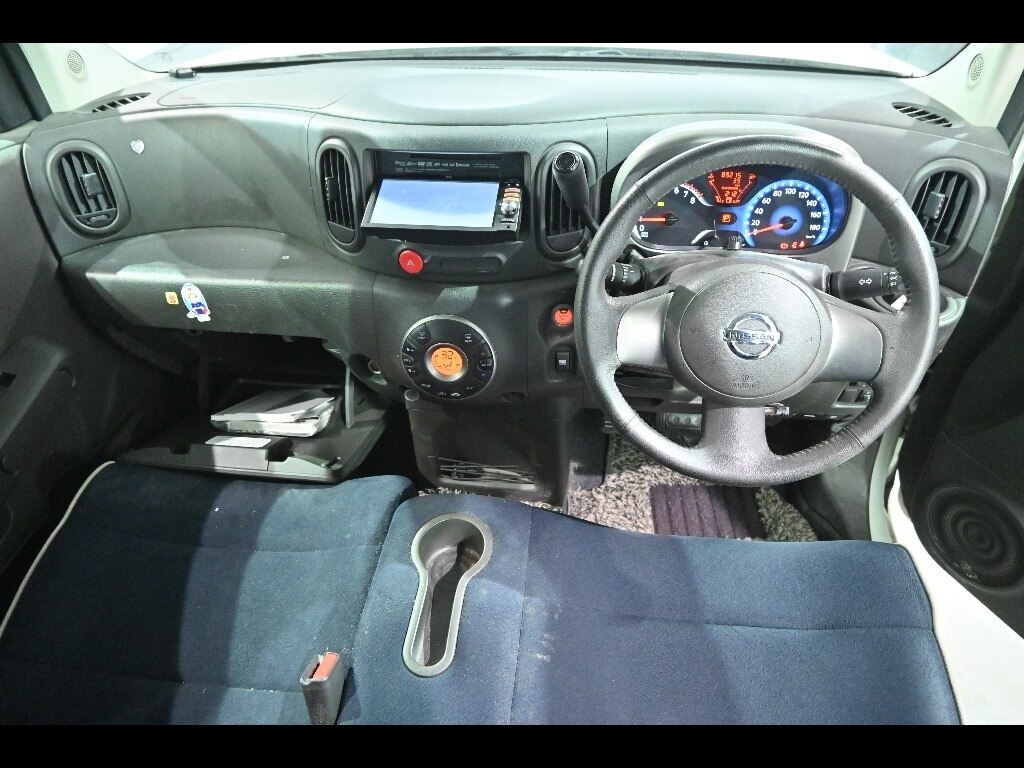 NISSAN CUBE