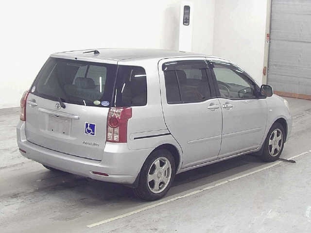 TOYOTA RAUM
