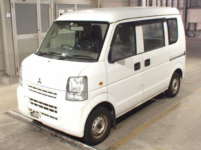 MITSUBISHI MINICAB