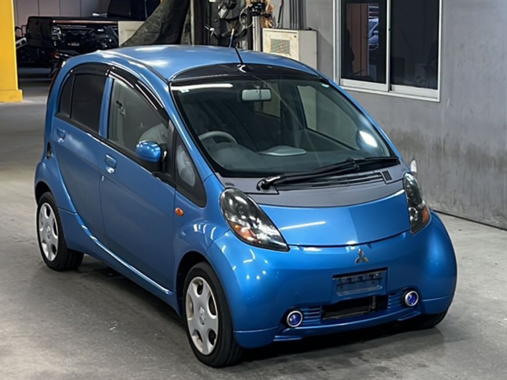 MITSUBISHI I