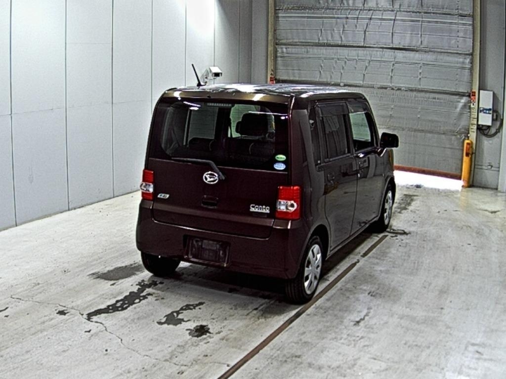 DAIHATSU MOVE CONTE