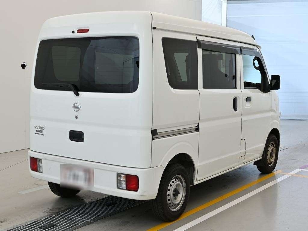 NISSAN NV100 CLIPPER