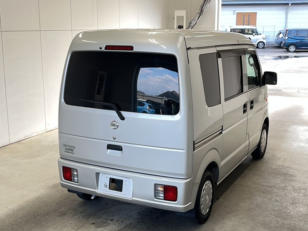 NISSAN NV100 CLIPPER