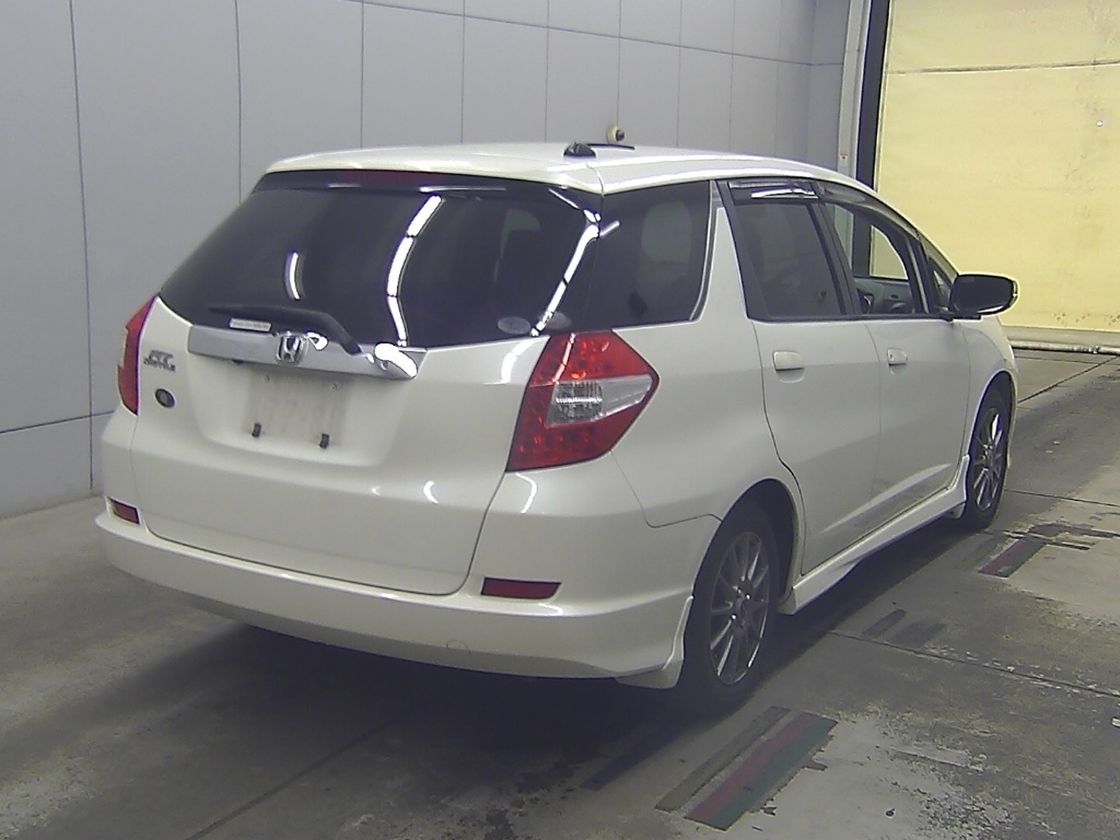 HONDA FIT SHUTTLE