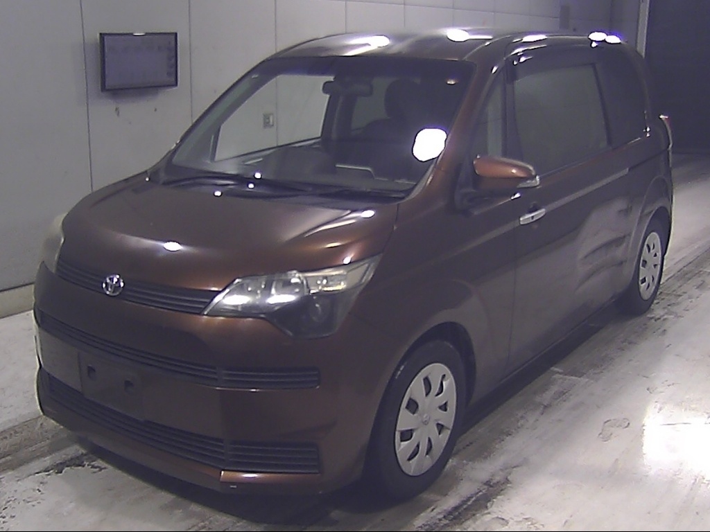 TOYOTA SPADE