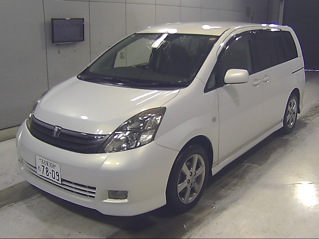 TOYOTA ISIS