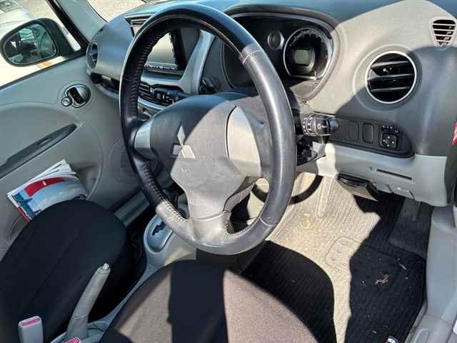 MITSUBISHI I