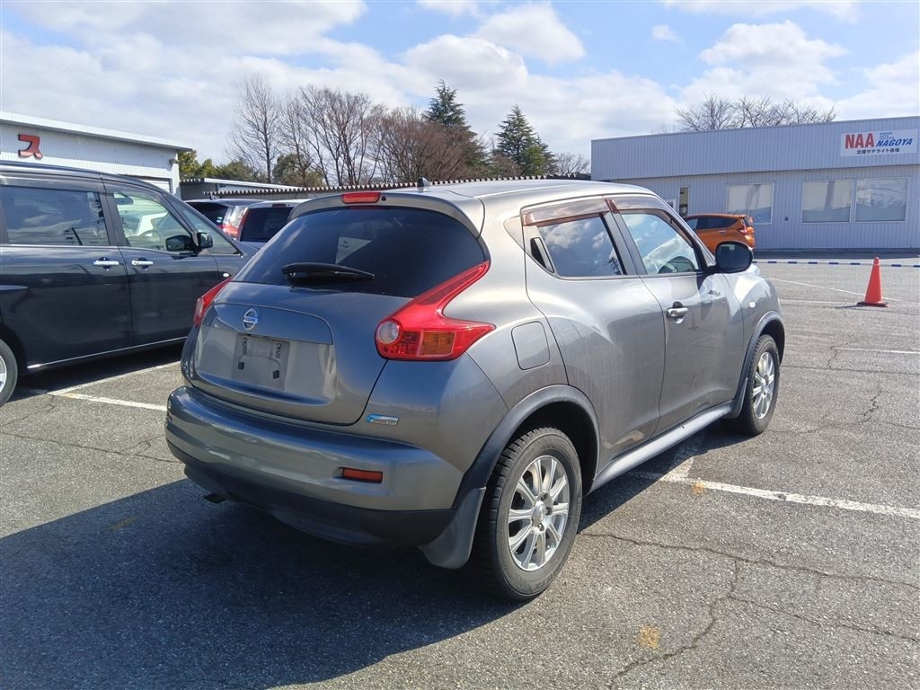 NISSAN JUKE