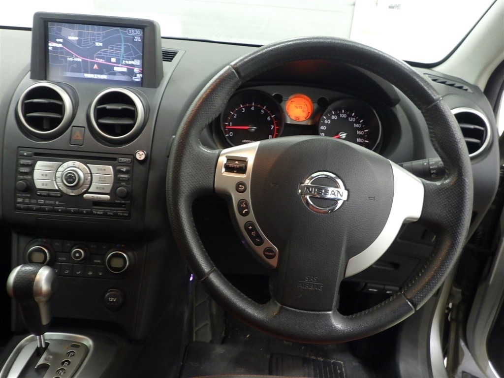 NISSAN DUALIS