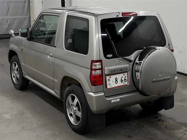 MITSUBISHI PAJERO MINI