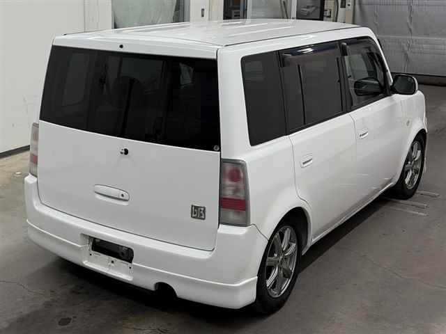 TOYOTA BB